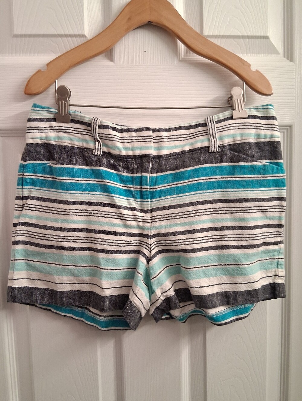 Ann Talor Striped Shorts 6P
